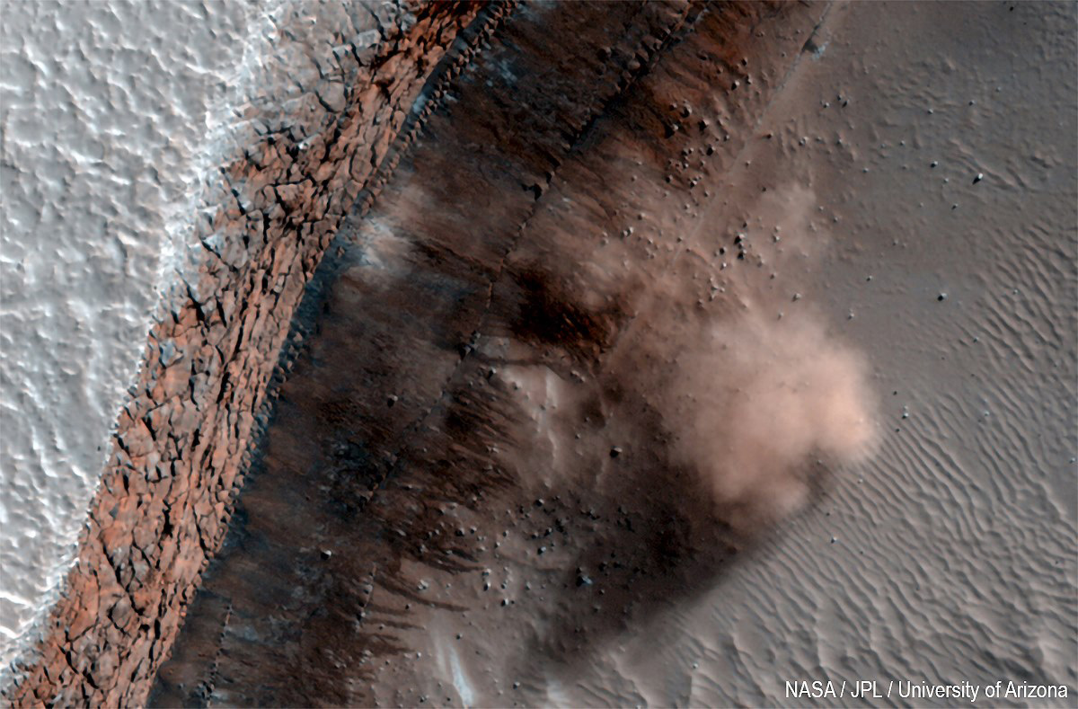 Avalanche on Mars