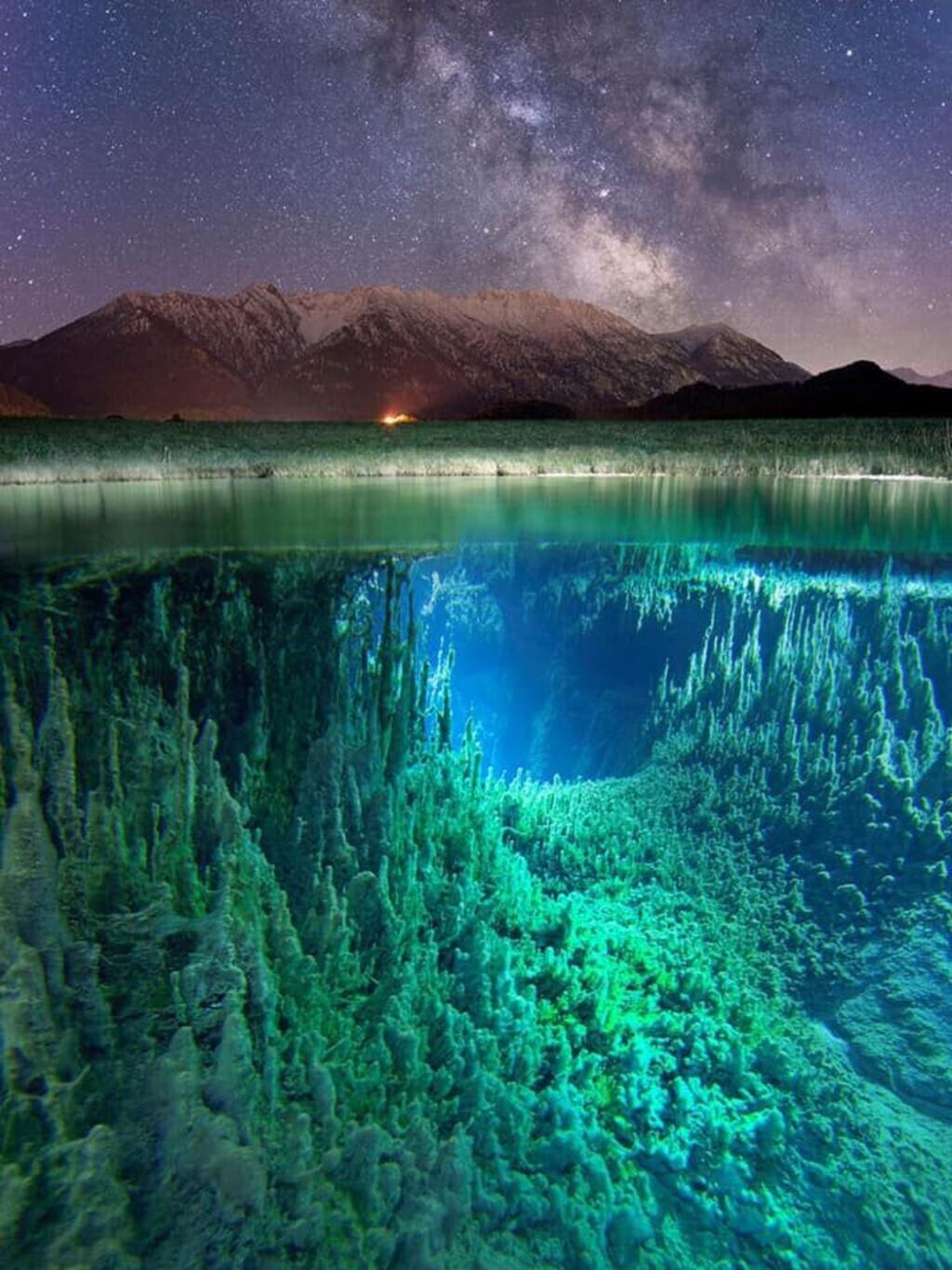 Beautiful image depicting the sky and the terrain underwater