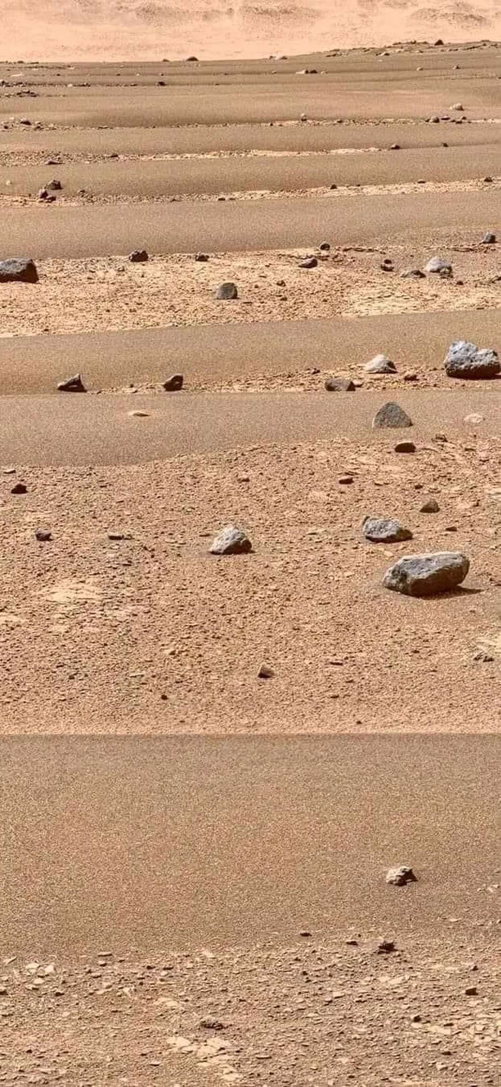 image of Mar's red terrain with different sections forming a pattern